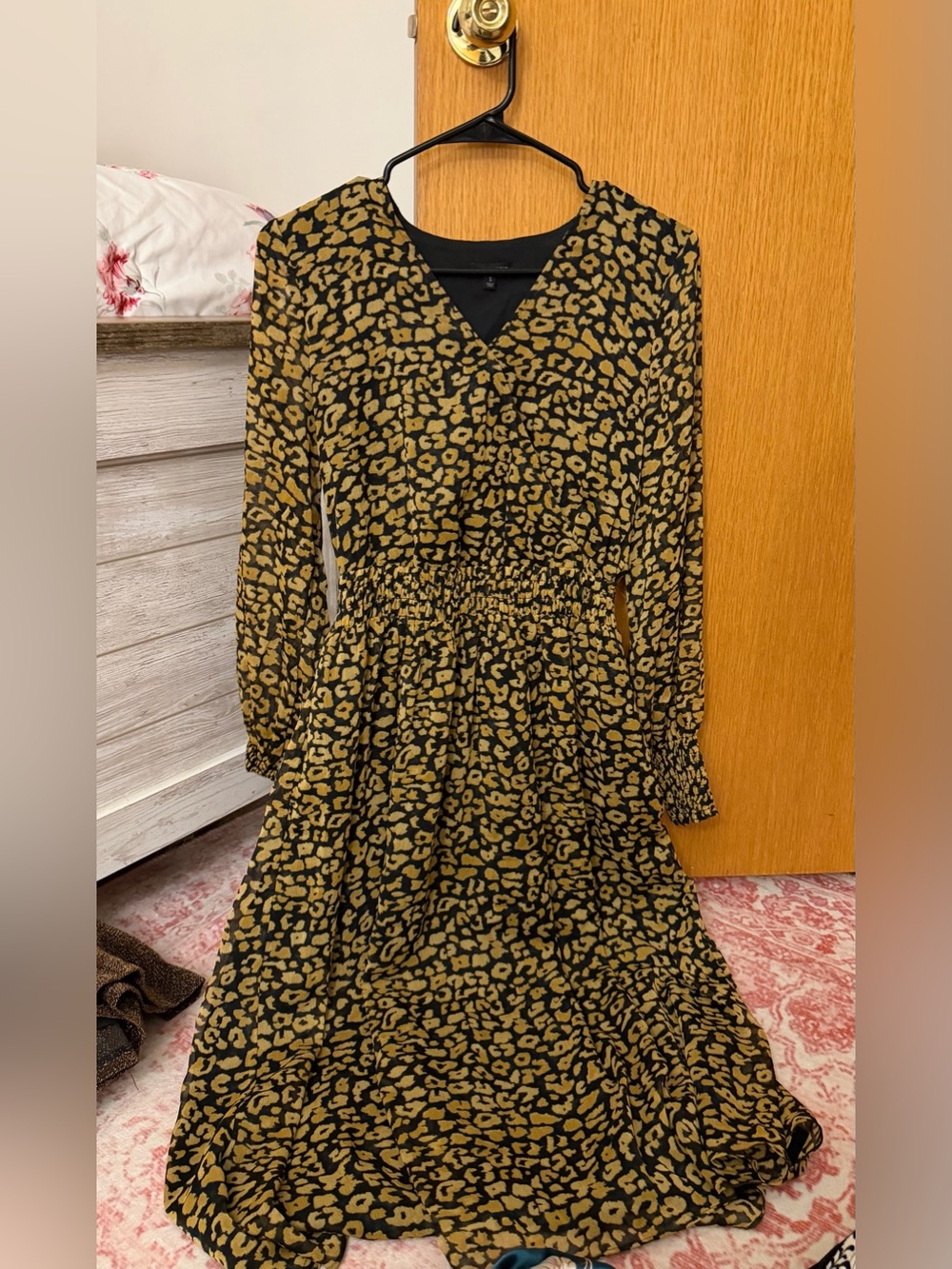 Who What Wear Black & Mustard Animal Print Long Sleeve Midi Dress